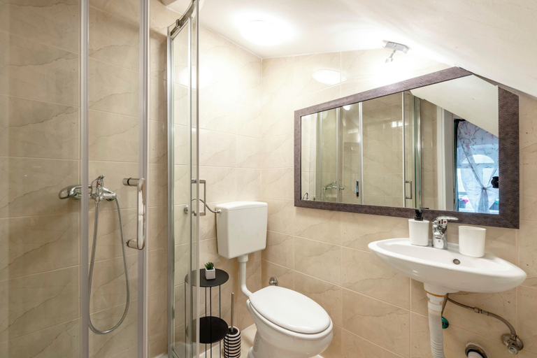Bathroom, Aurora 1, Dubrovnik