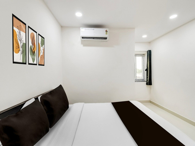 Room 2, Townhouse Near Narsingi Manikonda, Hyderabad