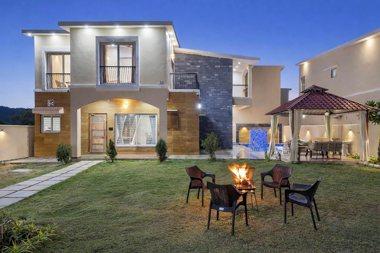 Terrace/patio 3, Casa Meraki by ELIVAAS Stunning 3BHK, Udaipur