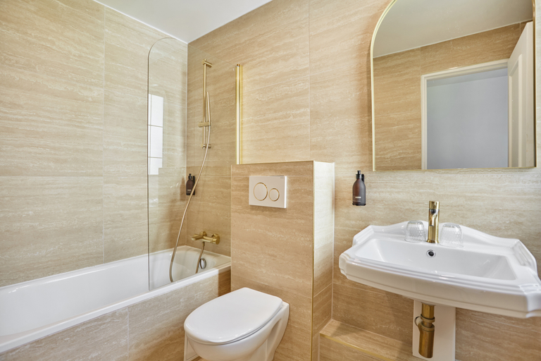 Bathroom 4, Eiffel Rive Gauche, Paris