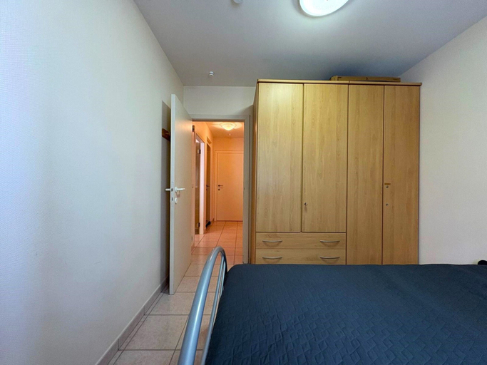 Room 4, Modern Stay With Balcony & Seaview, West-Vlaanderen