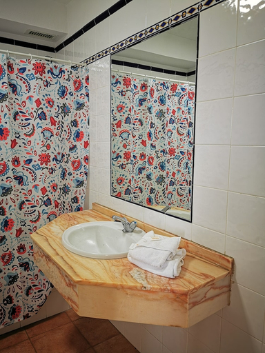 Bathroom, Apartamentos Oasis San Antonio, Santa Cruz de Tenerife