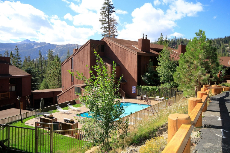 Exterior & Views, Mammoth Mountain Reservations Condo Collection, Mono