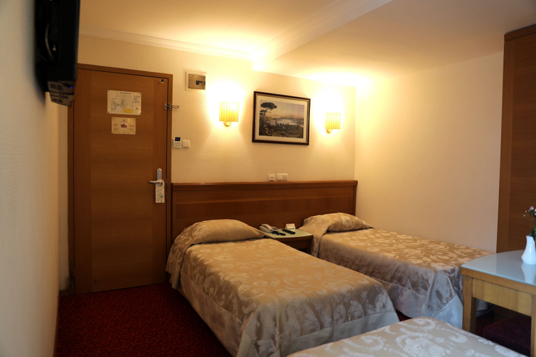 Bedroom 2, Yavuz Otel, Fatih