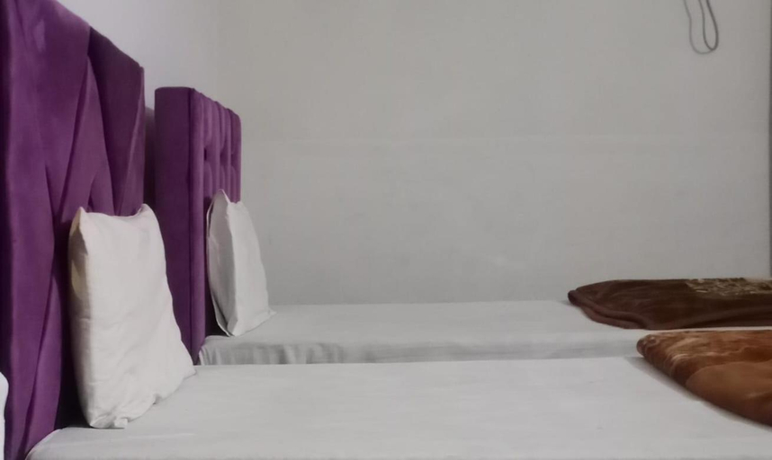 Bedroom 3, Eden Plus Executive Hotel Lahore, Lahore