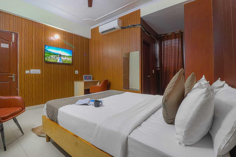 Bedroom 3, Hotel AP International, Gautam Buddha Nagar