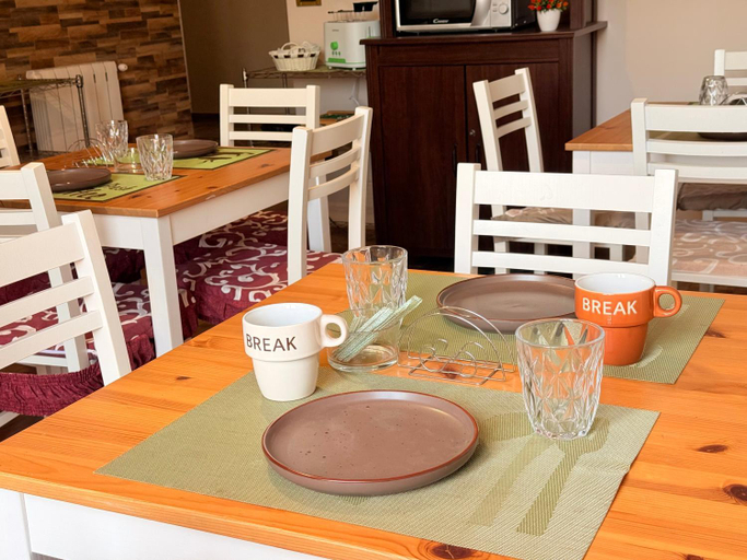 Food & Drinks 4, Home Syrakos, Syracuse