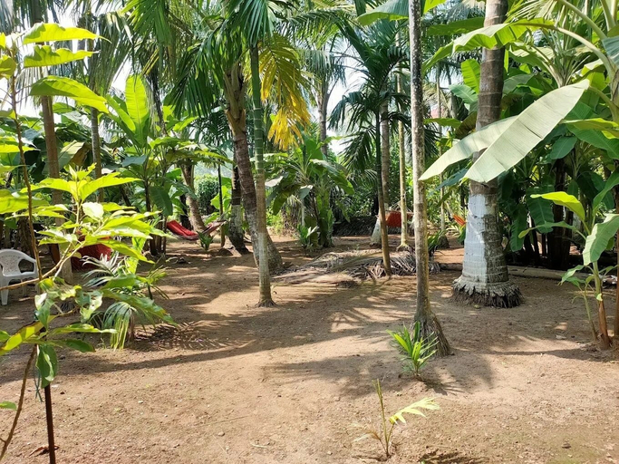Property grounds, Shravani Holiday Home Resort by Glitz, Raigarh