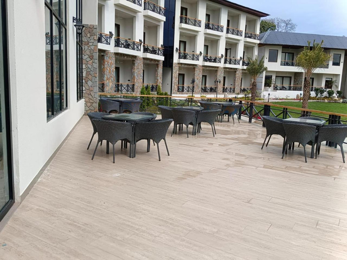 Food & Drinks 5, Shervani Pebbles & Pines Resort & Spa, Corbett, Nainital