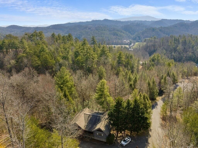 Aerial view, Mountain Magic 3 Bedroom Cabin, Sevier