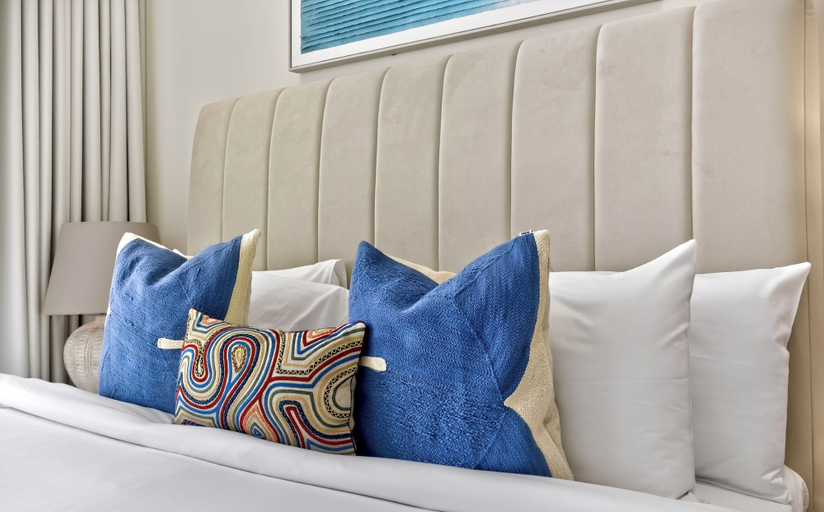 Room 5, WYZ RENT|1BR Spa Suite With Private Jacuzzi, Dubai