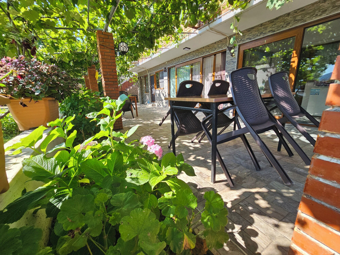 Terrace/patio 3, Melanur Pansiyon, Gökçeada