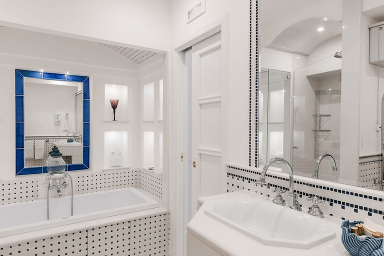 Bathroom 5, Relais du Silence Villa Maria, Salerno