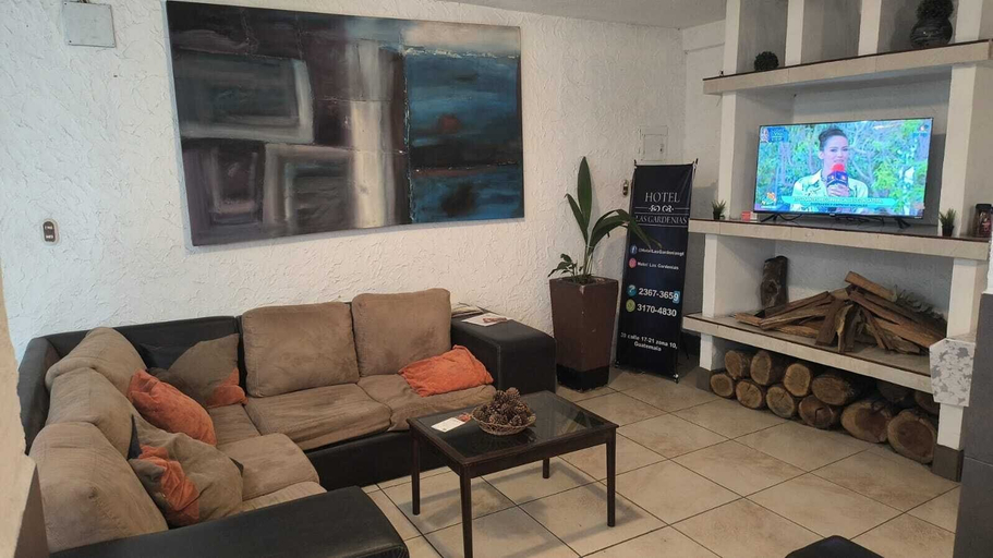 Living area, Hotel Las Gardenias, ZONA 10
