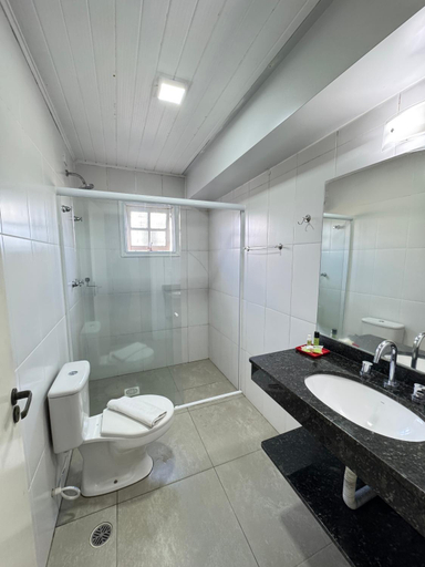 Bathroom 3, Refugio das Rosas - Charme Romantico em Campos do Jordao, Campo Limpo Paulista