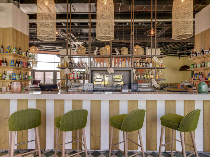 Food & Drinks 4, Mercure Paris Orly Airport, Essonne