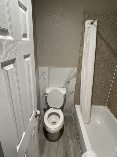Bathroom 5, Southmore Boulevard Motel, Houston