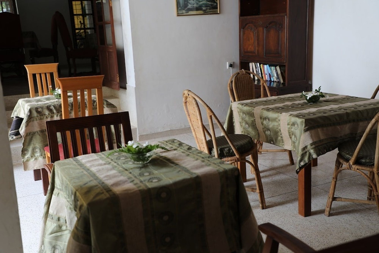 Food & Drinks 4, Leijay Garden Retreat, Galle Four Gravets