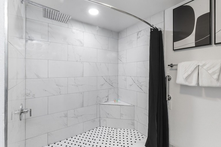 Bathroom 4, Ascot Suites, San Luis Obispo