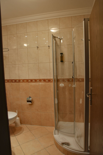 Bathroom 5, Gräfliches Hotel Alte Post, Rottal-Inn