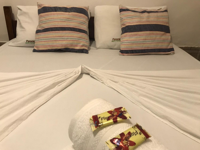 Bedroom 2, Papagaio Hostel & Pousada, Cairu