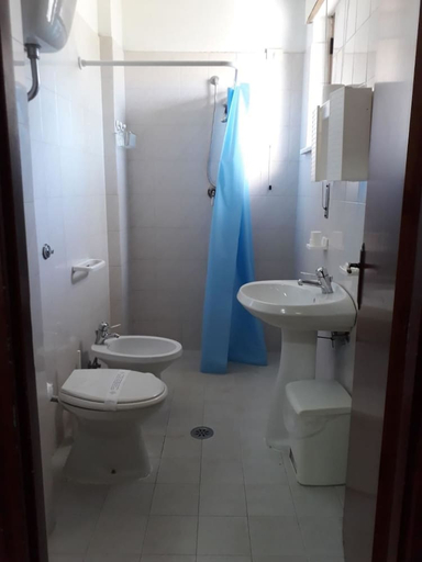 Bathroom, Pensione Nettuno, Salerno