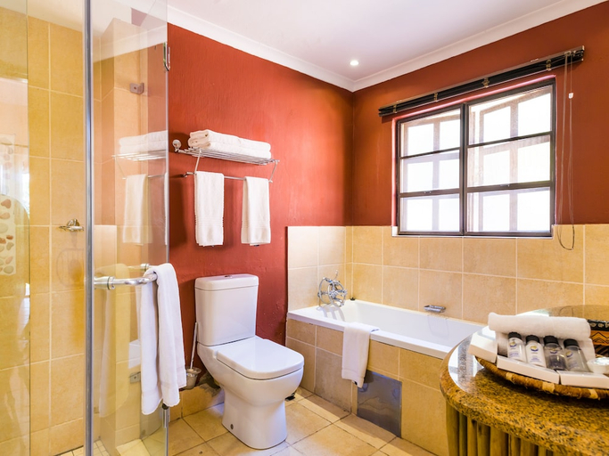 Bathroom, Chobe Marina Lodge, Chobe