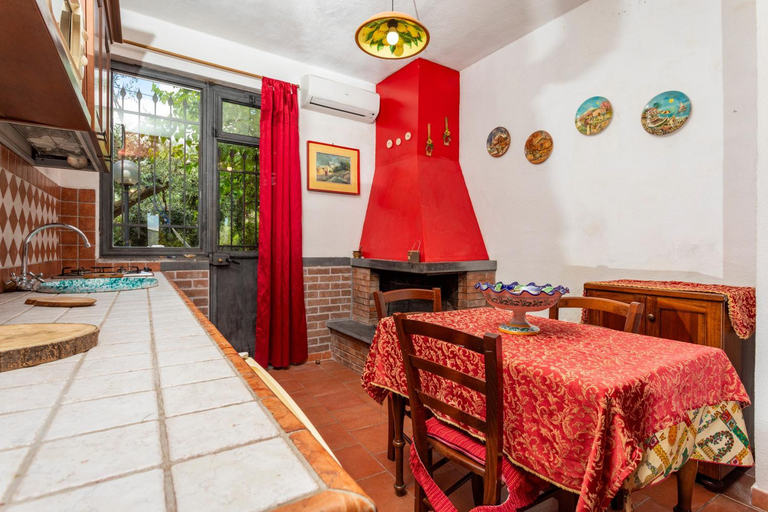 Food & Drinks, Etnalandhauser, Catania
