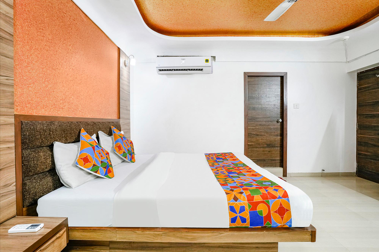 Bedroom 2, HOTEL RATNA PALACE, Ahmadabad