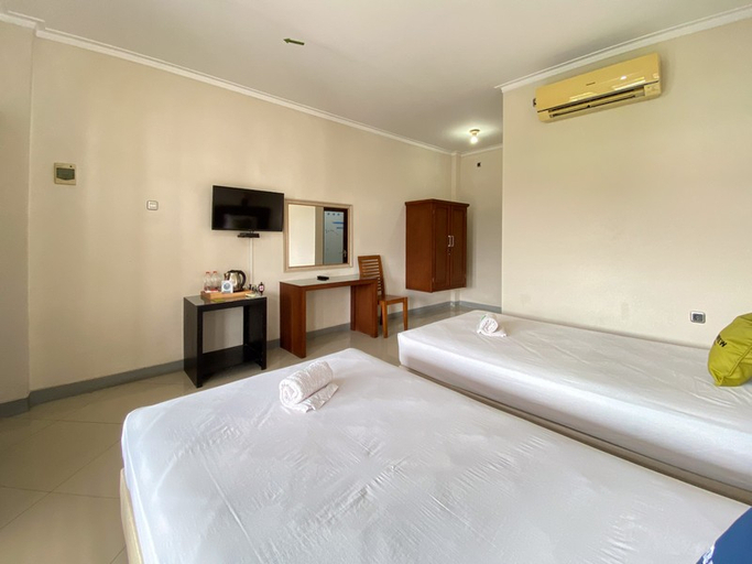 Bedroom 4, Urbanview Hotel Ratna Syariah, Probolinggo
