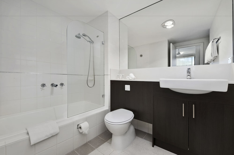 Bathroom 4, Quest Dandenong, Gr. Dandenong - Dandenong