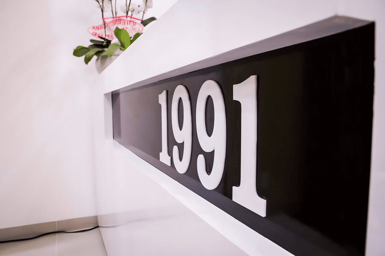 Others 5, 1991 Hotel Phan Thiet, Phan Thiết