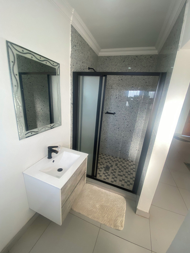 Bathroom 3, El Infinito Lifestyle, Ekurhuleni