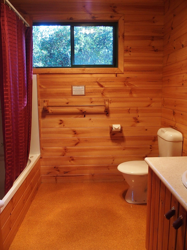 Bathroom 3, Cradle Mountain Highlanders Cottages, Kentish