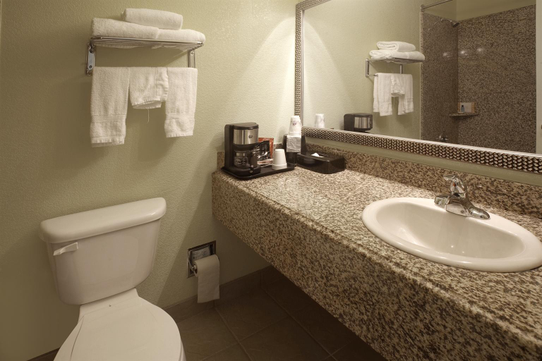 Bathroom 4, Americas Best Value Inn Waco, McLennan
