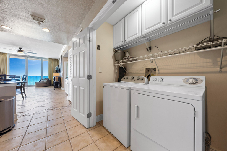 Laundry, San Carlos 302, Baldwin
