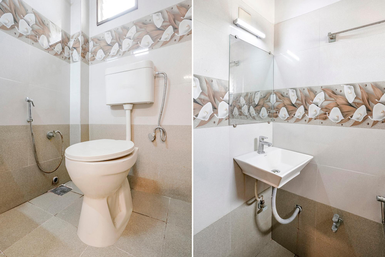 Bathroom 5, HOTEL RATNA PALACE, Ahmadabad