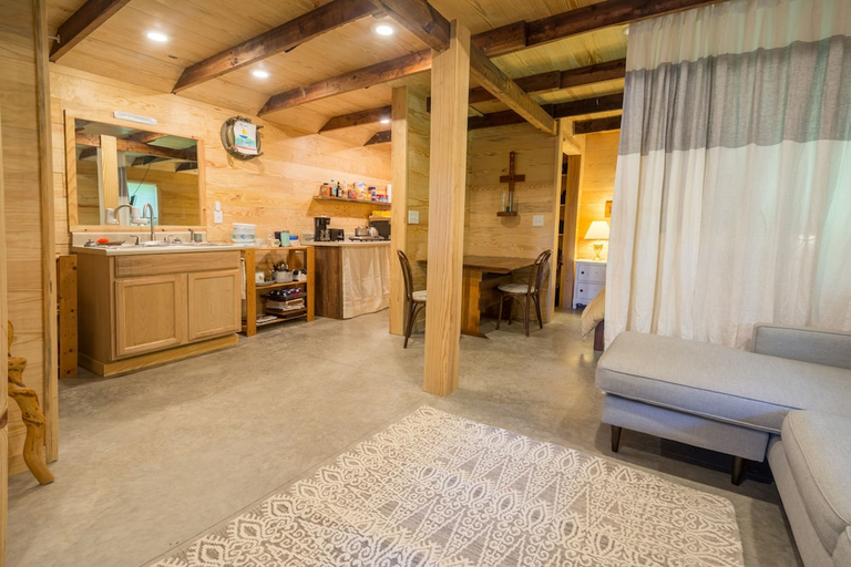 Others 5, The Dailey Renewal Retreat Bed Breakfast, Guilford