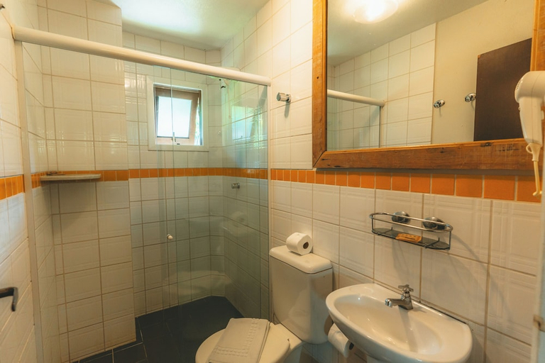 Bathroom 3, Pousada Vila Tamarindo Eco Lodge, Florianopolis