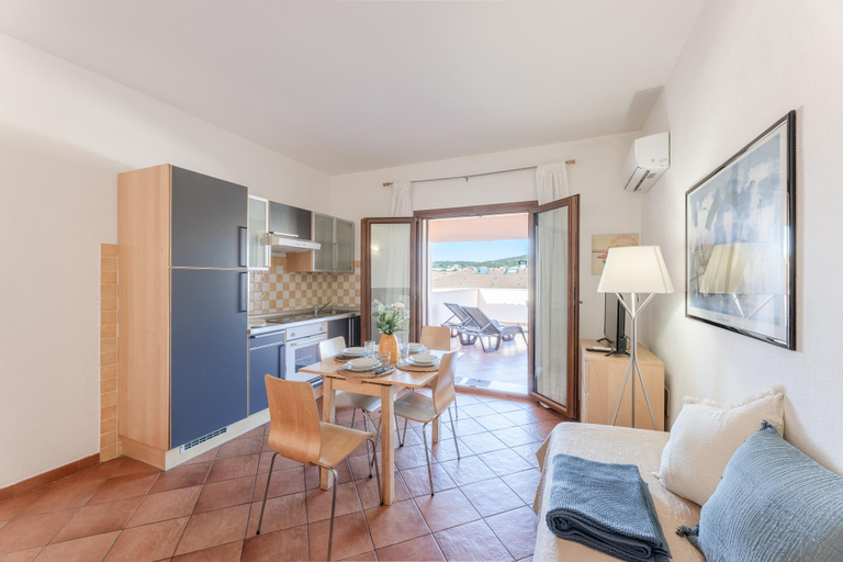 Others 5, Relaxing Cristal Bedroom apartment sleeps 5, Olbia-Tempio