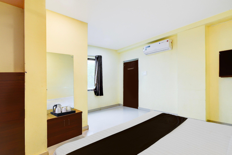 Room 3, Super Hotel O LB Nagar Metro Station, Ranga Reddy
