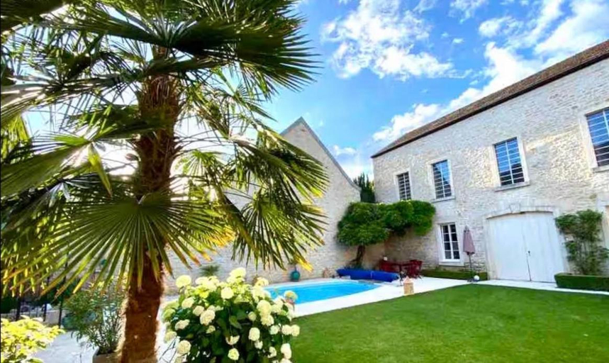 Sport & Beauty, "LE JARDIN" Chambre de charme, piscine a Meursault, Côte-d'Or