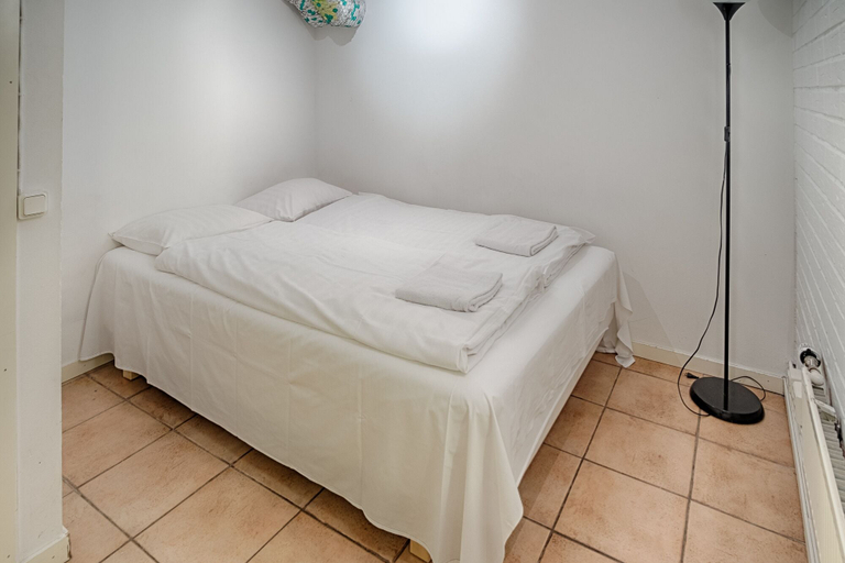 Bedroom 2, Nomad Cave, Stockholm