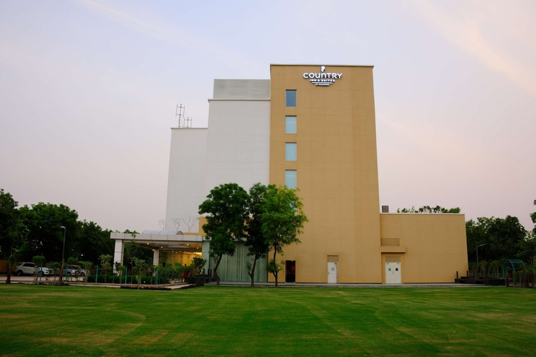 Others 3, Gurmon Hotels Sohna Road Gurugram a Member of Radisson Individuals, Gurgaon