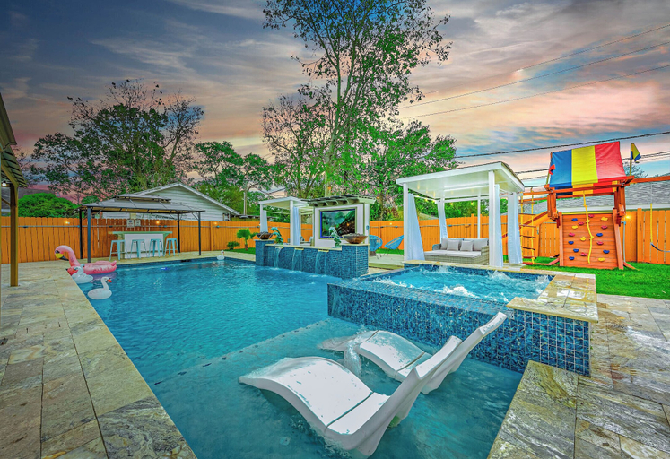 Pool 2, Empress Outdoor Luxury Villa, Houston