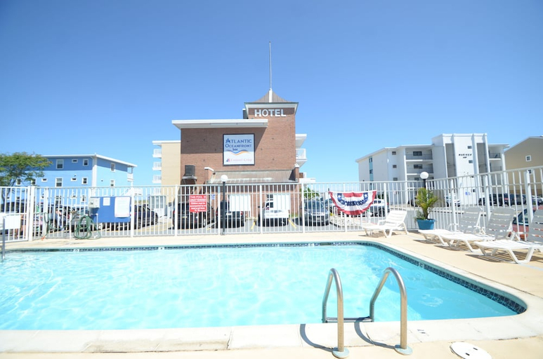 Sport & Beauty 5, Atlantic OceanFront Inn, Worcester