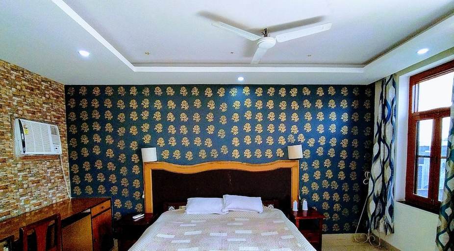 Bedroom 2, Swaraj Resorts, Bharatpur
