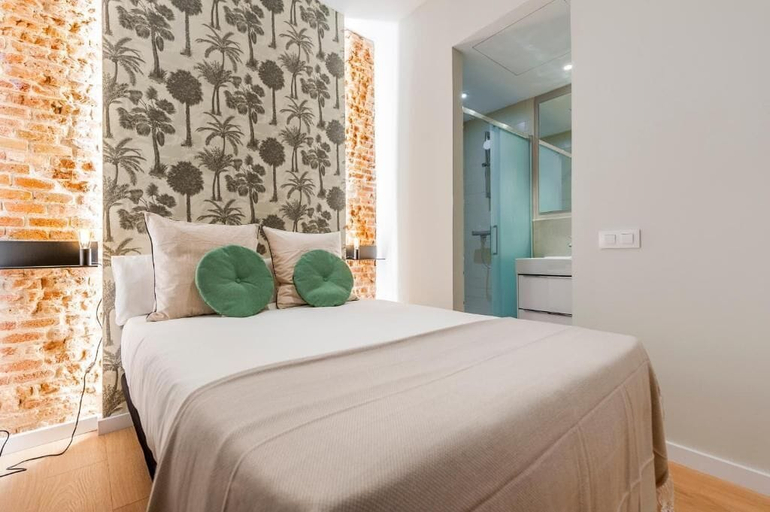Bedroom 2, Collection Latina, Madrid