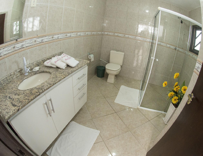 Bathroom, Pousada Rosa, Penha