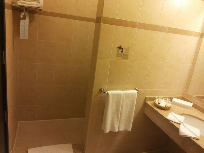 Bathroom, JAZ Neo Ivory, Al-Ghurdaqah